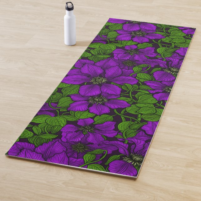 Lila Clematiweine Yogamatte (Beispiel)