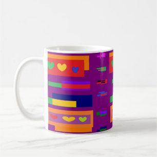 Lila Design mit gemischtfarbenen Herzstreifen Kaffeetasse