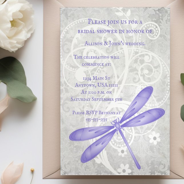 Lila Dragonfly-Brautparty einladen Einladung (Purple Dragonfly Bridal Shower Invitation)