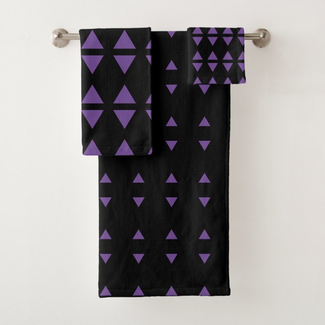 Lila Dreiecke in Schwarz Badhandtuch Set (Insitu)