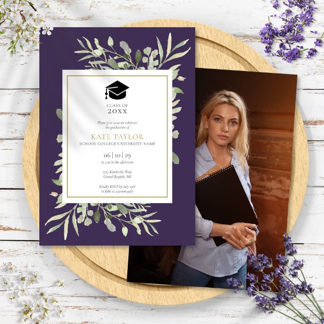 Lila Elegant Greenerity Foto Graduation Party Einladung (Purple Elegant Greenery Photo Graduation Party Invitation)