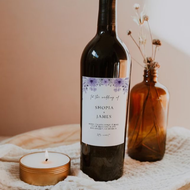 Lila Etikett für Weinflaschen (Von Creator hochgeladen)