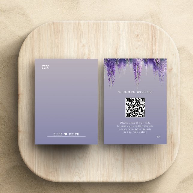 Lila Floral-QR-Code Monogramm Hochzeit Begleitkarte (Von Creator hochgeladen)
