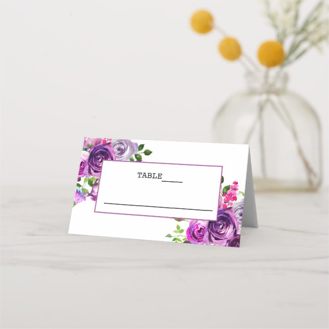 Lila florale Hochzeitsheizung mit geklappter Platz Platzkarte (Vorderseite)