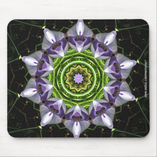 Lila florales Mandala-Kaleidoskop-Kunst Mousepad