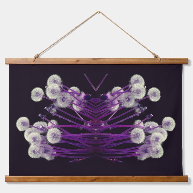 Lila Fluffy Dandelion Blume Abstrakt Wandteppich Mit Holzrahmen (Vorne)