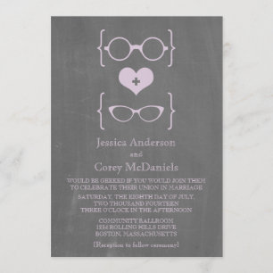 Lila Geeky Glasses Chalkboard Wedite Einladung