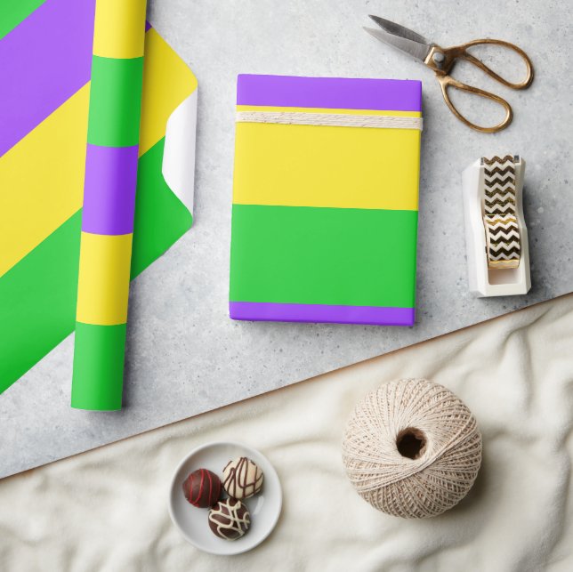 Lila Gelbe Streifen Mardi Garni Geschenkpapier (Kunsthandwerk)