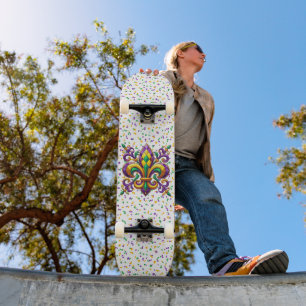 Lila-Gelbgrün Mardi Gras Lilie Skateboard