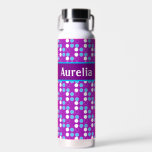 Lila Gemusterte Dots für benutzerdefinierte Monogr Trinkflasche<br><div class="desc">Eine spezielle Wasserflasche für Kinder,  in schwarzen Johannisbeeren lila mit einem Punktmuster. Personalisieren Sie Ihre Kinder mit dem Namen auf der Vorderseite und dem ersten auf der Rückseite. Ein stilvolles und nützliches Accessoire zum Kinderzimmer,  zur Schule oder zum Ausgehen.</div>