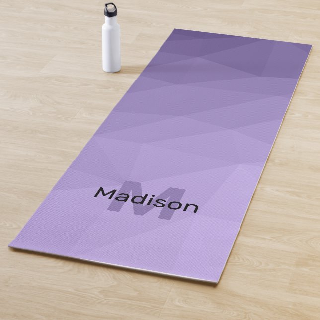 Lila geometrische Maschenmuster Monogram Yogamatte (Beispiel)