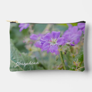 Lila-Geranien-Wildblumenfoto mit individuellem Nam Zubehörtasche