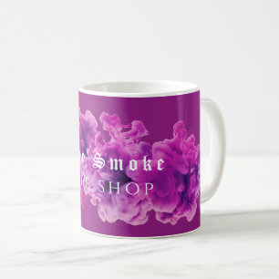 Lila Geschäft mit Rauchschutzverpackungen Kaffeetasse