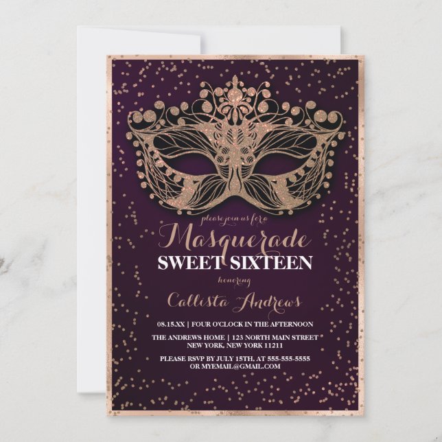 Lila Gold Glitzer Confetti Masquerade Sweet 16 Einladung (Vorderseite)