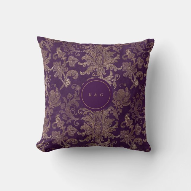 lila Golddamastenmonogramm Kissen (Vorderseite)
