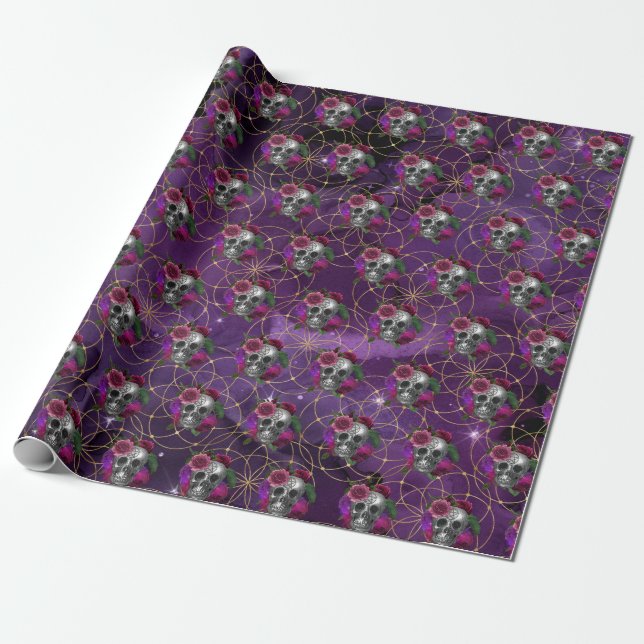 Lila Gothic-Schädel und Rose-Umschlagpapier Geschenkpapier (Ungerollt)