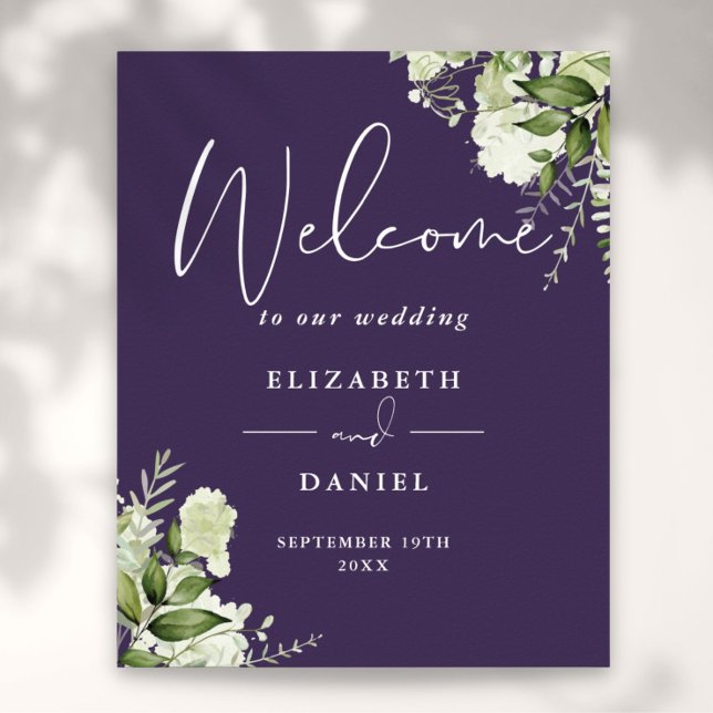 Lila Grünpflanzen Blumenzwiebelschrift Begrüßung Poster (Purple Greenery Floral Wedding Welcome Sign)
