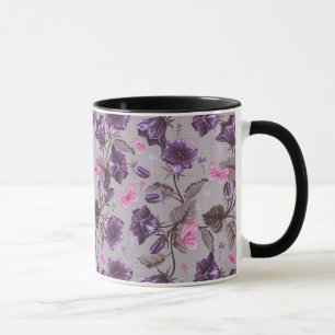 lila Handglocken und rosa Schmetterlinge Muster Tasse