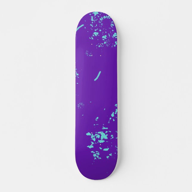 Lila hellblaue Doodles Skateboard (Vorne)