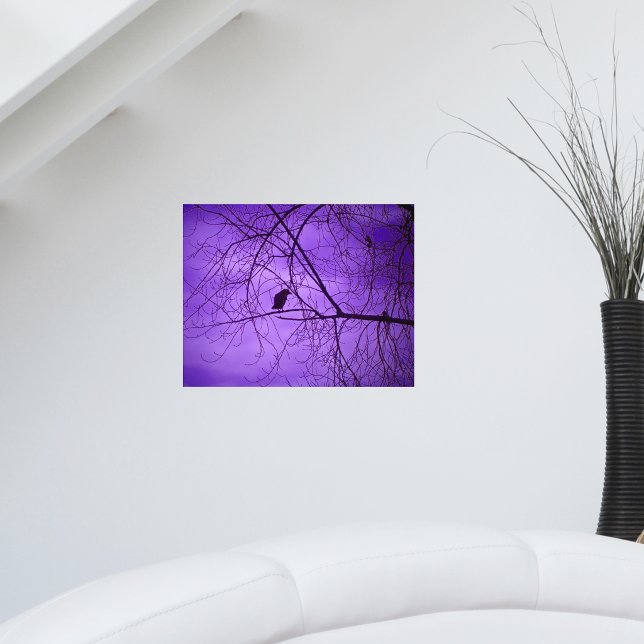 Lila Himmel Poster (Single black crow silhouette in black tree branches against purple hazy sky on wall art poster.)