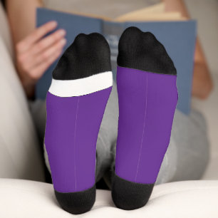 lila Hintergrund Socken