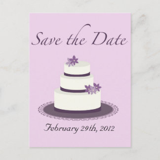 Lila Hochzeitstorte Save the Date Postkarte