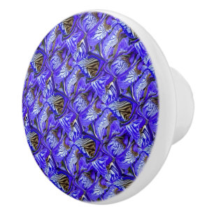 Lila Iris-Blume / geslandet / gekocht / Keramikknauf
