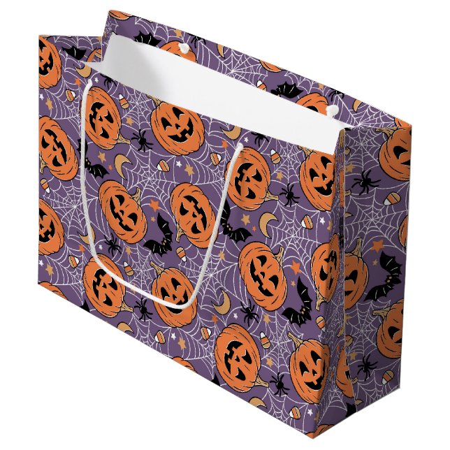 Lila Jack-O-Lantern Halloween-Muster Große Geschenktüte (Vorderseite Schrägansicht)