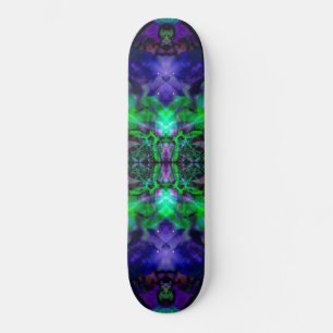 Lila Kaleidoskop-Blumenmuster Skateboard