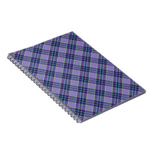 Lila Kariertes Tartan 1 in Lavendel & Blue Notizblock