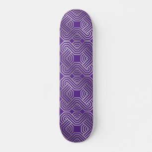 Lila keltisches Skateboard