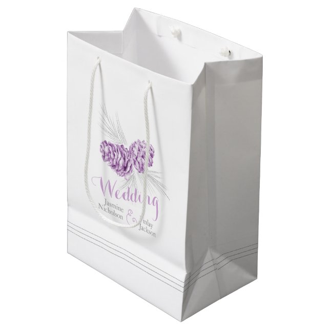 Lila Kiefernzapfen zeichnend Gastgeschenk Hochzeit Mittlere Geschenktüte (Vorderseite Schrägansicht)