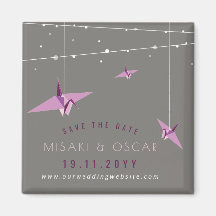 Lila Krane und Leuchtenlampen Save the Date