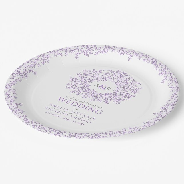 Lila Kreisblätter zeichnend Monogramm-Hochzeit Pappteller (Schrägansicht)