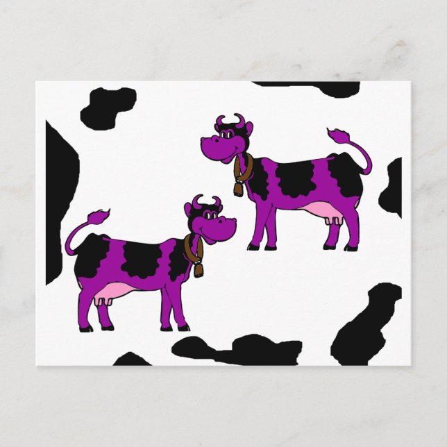 Lila Kuh mit schwarz-weißem Hintergrund Postkarte (Vorderseite)
