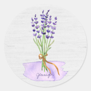 Lila Lavendel-Blumenstrauß auf rustikaler Runder Aufkleber