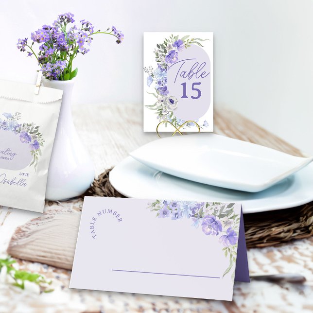 Lila Lavender Peri Floral Platzkarte (Table place cards in lavender lilac and purple, personalized on the back with floral design)