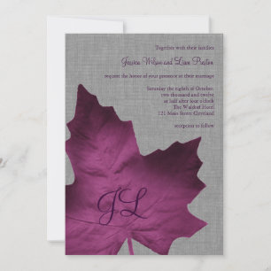 Lila Leinen monogrammierte Hochzeitseinladung Einladung
