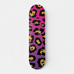 Lila Leopardrucke Skateboard