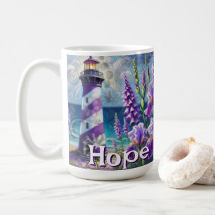 Lila Leuchtturm mit Foxglove & Iris Personalisiert Kaffeetasse