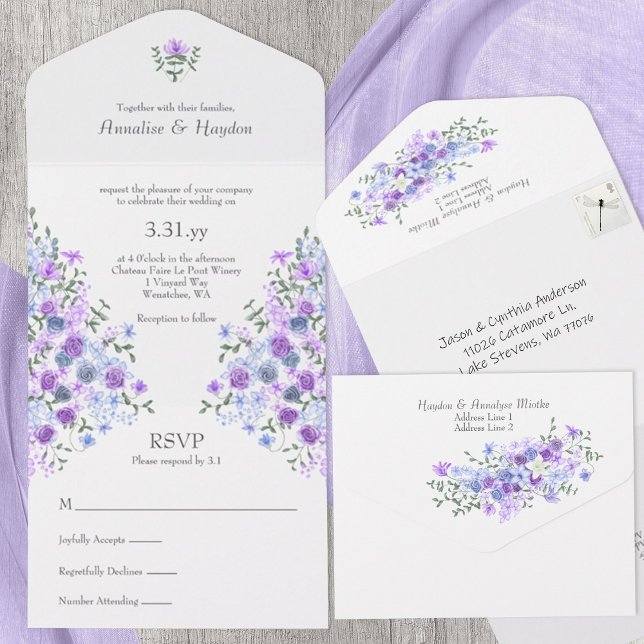 Lila, Light Blue Rose Garden Bouquet Wedding All In One Einladung (Light purple, dusty blue roses all-in-one wedding invitation for lilac, lavender, baby blue Spring)