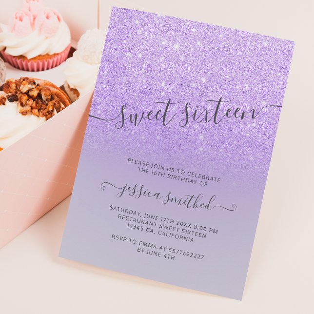 Lila lila Glitzer elegante Typografie Sweet 16 Einladung (Von Creator hochgeladen)