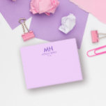 Lila Lilac-Minimal-Sauberkeitsinitialen Post-it Klebezettel<br><div class="desc">Sauberes Design. Schreib es Notizblock. Ihre Initialen lila gegen einen leichteren Schatten.</div>