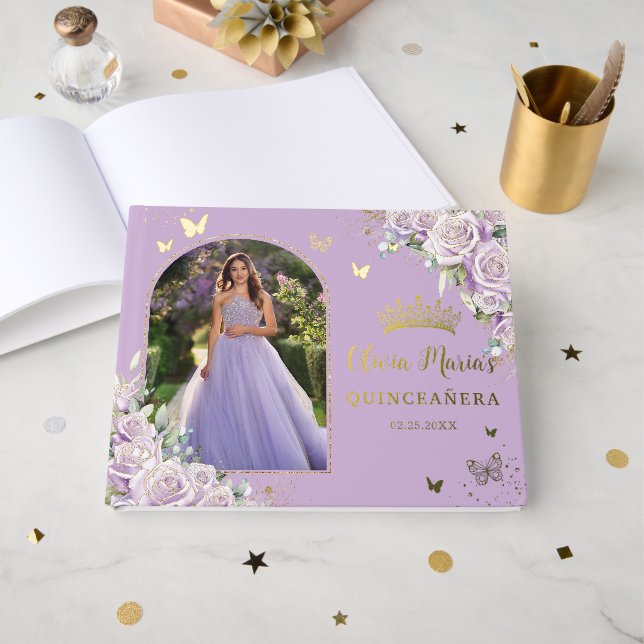 Lila Lilac Rose Floral Gold Quinceañera Foto Gästebuch (Vorderseite offen)