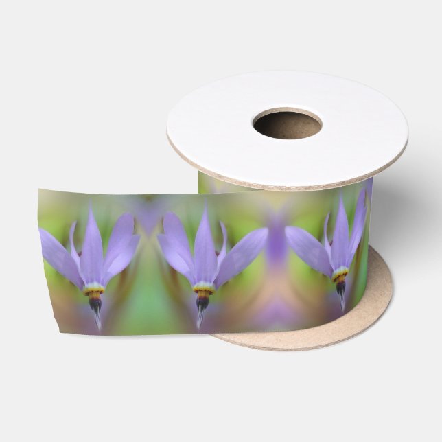 Lila Lilie-Blume Nah Satinband (Spule)