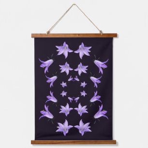 Lila Lily-Blume Abstrakt Wandteppich Mit Holzrahmen