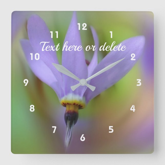 Lila Lily-Blume Personalisiert Quadratische Wanduhr (Vorderseite)
