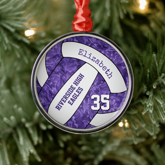 lila Mädels im Volleyballteam Ornament Aus Metall (Baum)