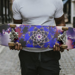 Lila Mandelbrot Star Fraktal Skateboard<br><div class="desc">Ein Mandelbrot Fraktal in lila-blau um eine Sternform herum.</div>