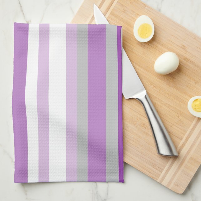 Lila Mauve und Weiß Geschirrtuch (Viertel Falte)